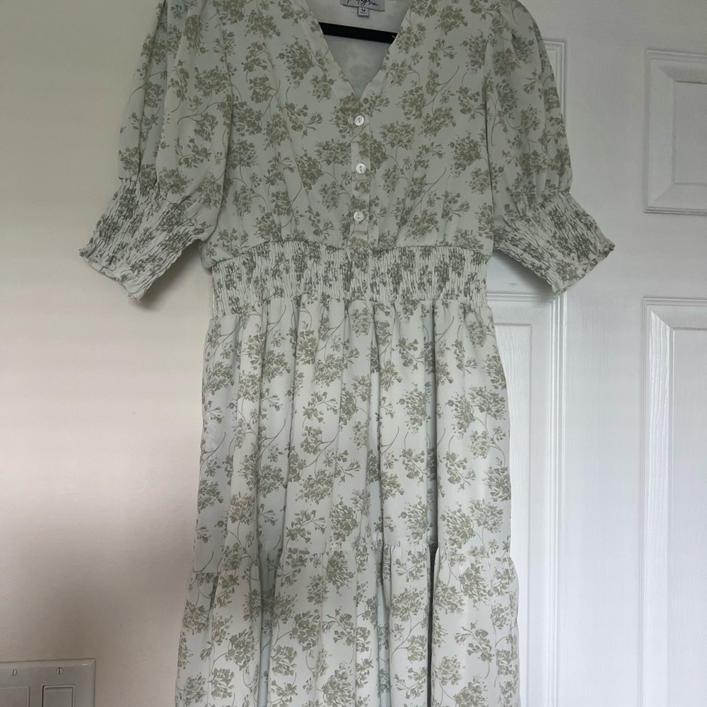 Polagram Green Floral Long Sleeve Dress